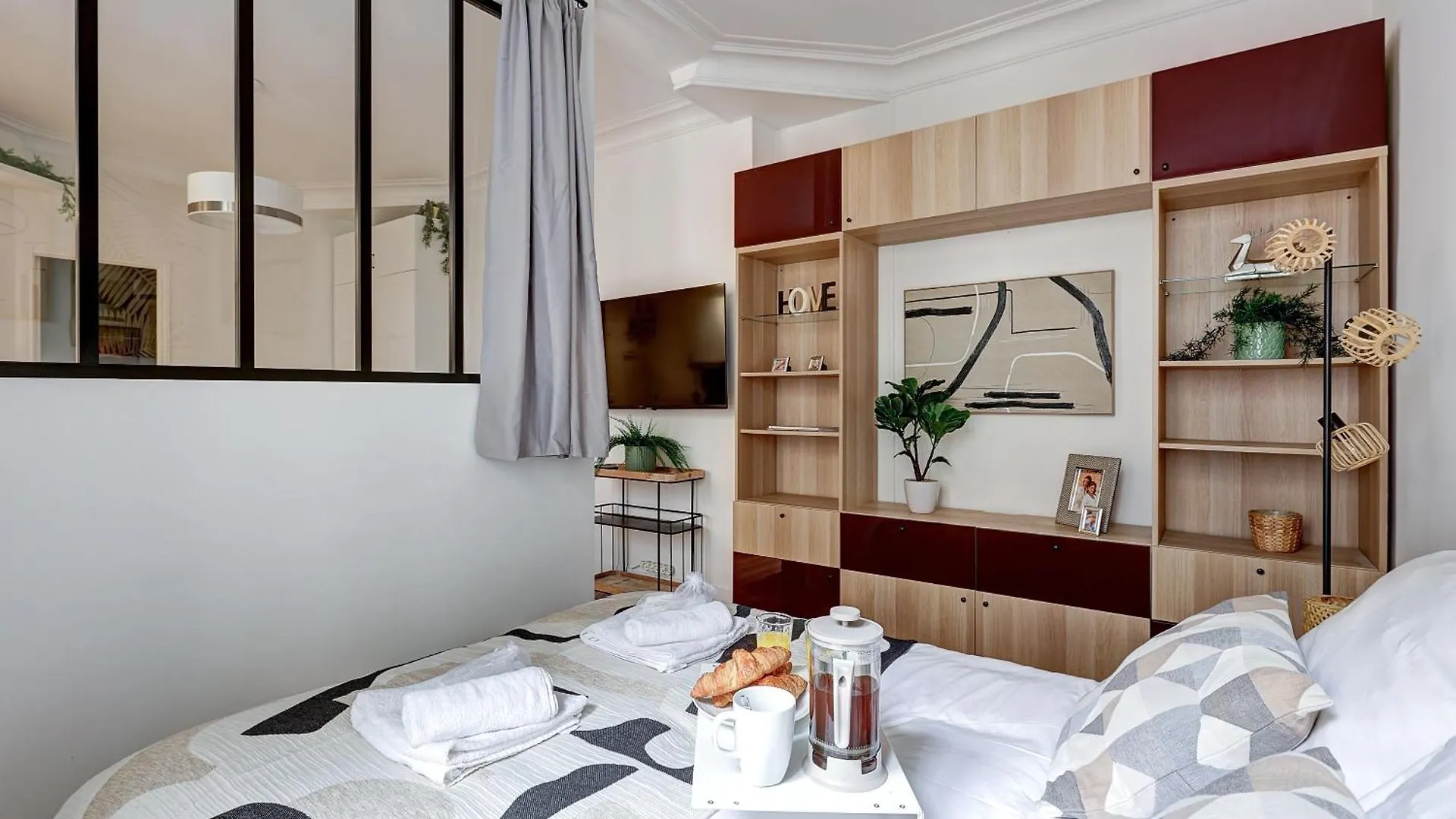 Elegante Suite Haussmannienne Au Prestige Parisien Paris